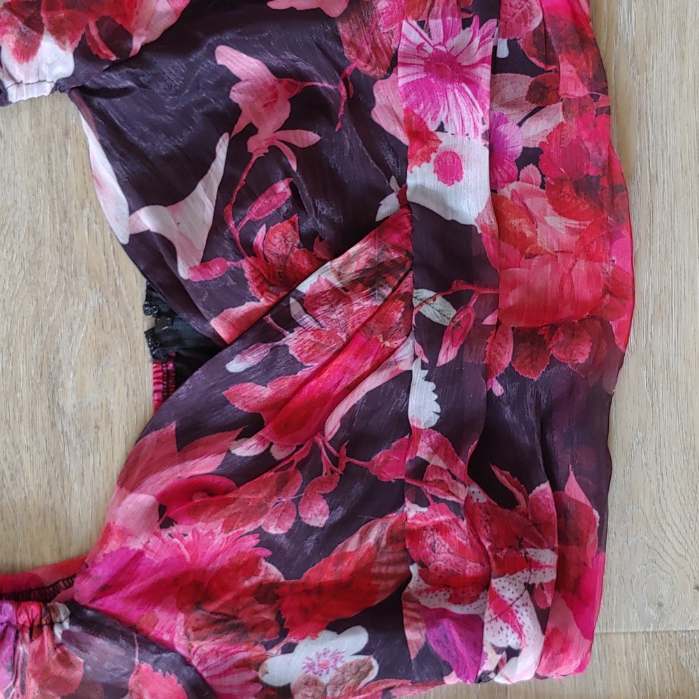 A. Peach Women's Floral Cropped Sheer Puff Sleeve Top Size M - Picture 2 of 9